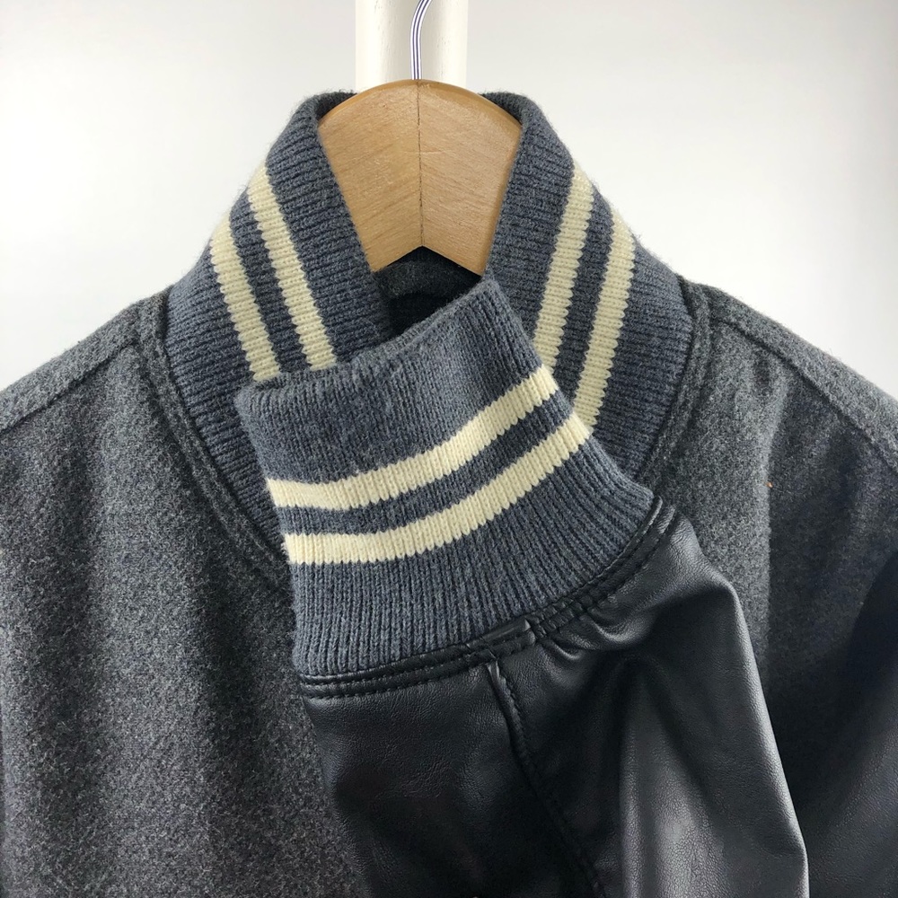 GAP varsity jacket - Picture 4 of 8